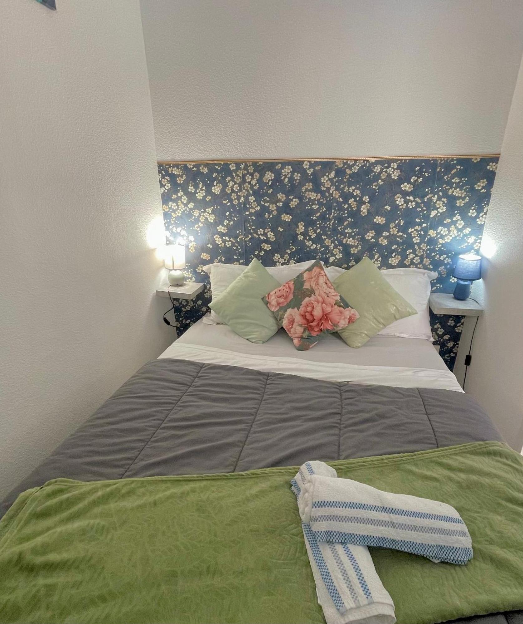 Joli Appartement Avec Piscine Сет Экстерьер фото